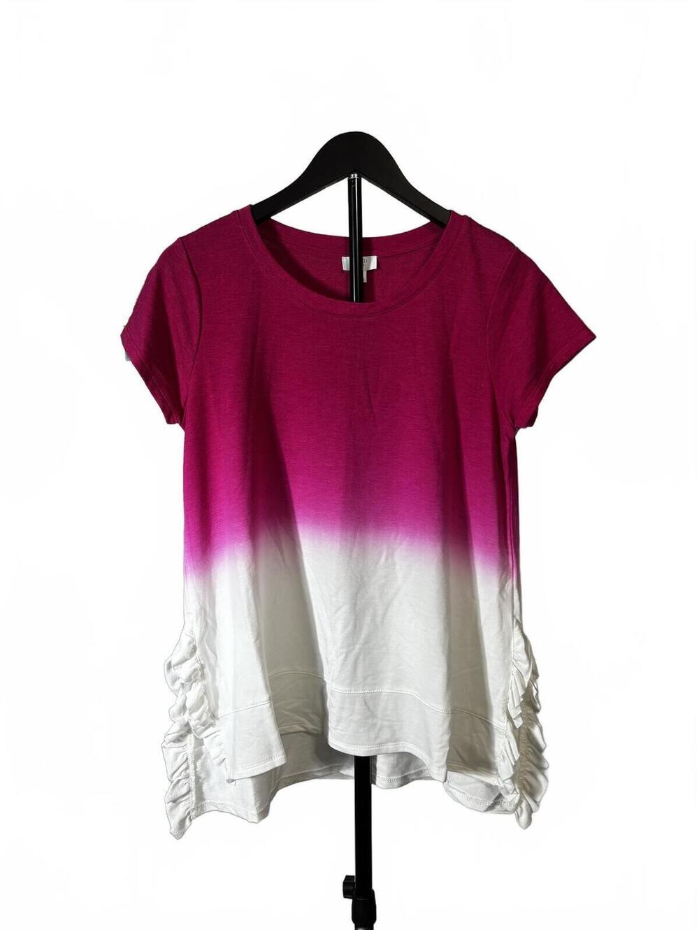 Crown & Ivy Ombre Pink and White Short Sleeve Top Medium